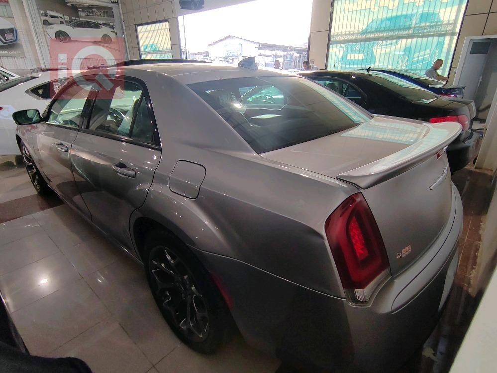 كرايسلر 300